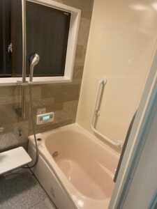 大阪市淀川区 タイルのお風呂からシステムバス（TOTOサザナ）リフォーム施工事例