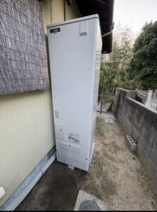 大阪府泉南市 エコキュート交換施工事例 ダイキン TU37EFVから三菱 SRT-S467へ交換|補助金100,000円活用